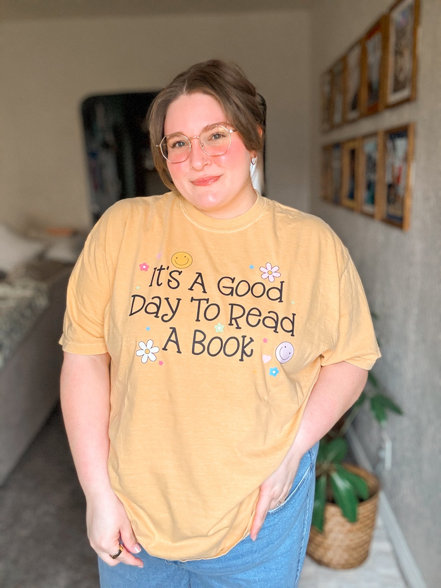 It’s A Good Day To Read A Book T-Shirt