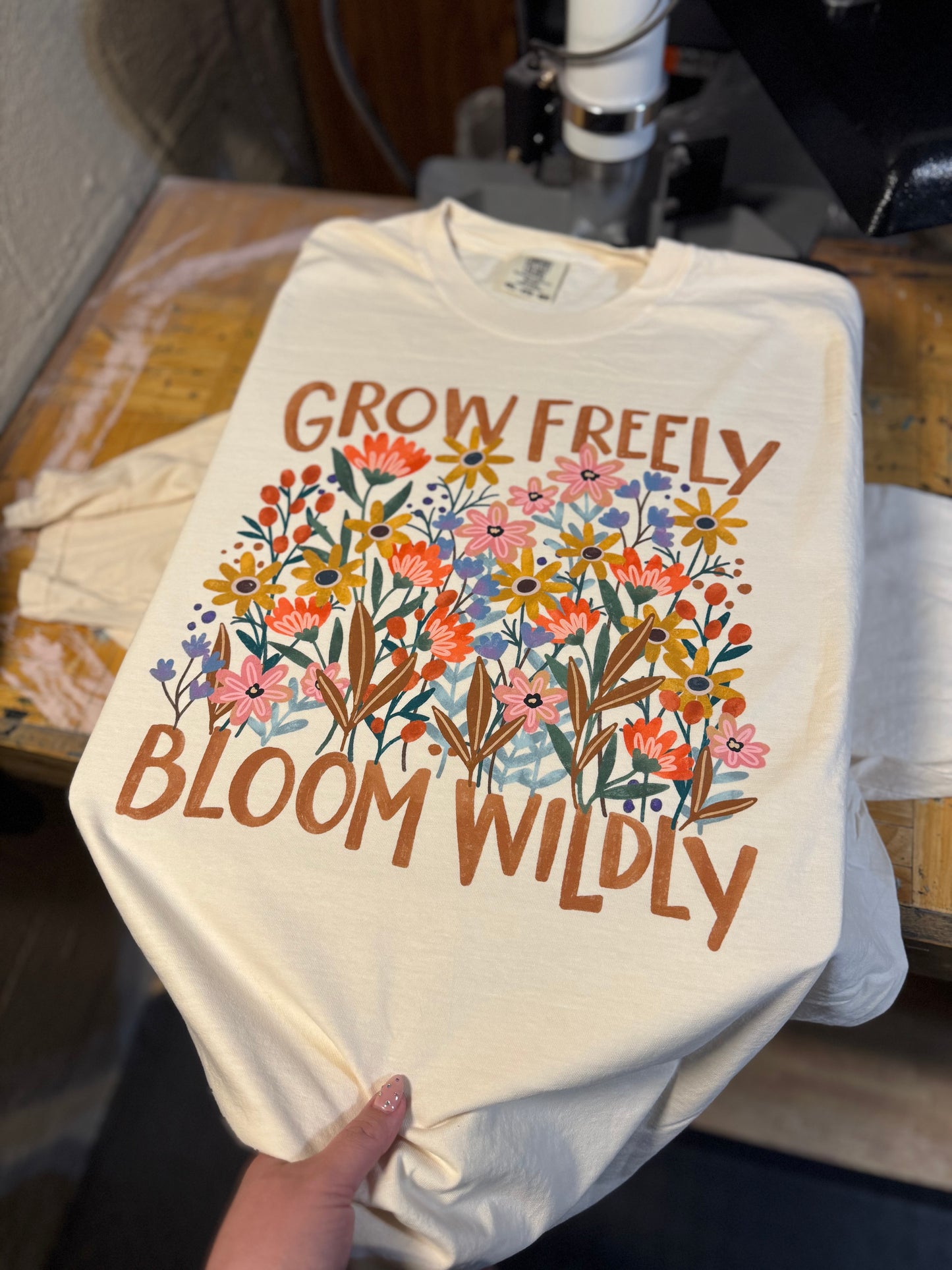 RTS Grow Freely Bloom Wildly Floral Graphic Tee