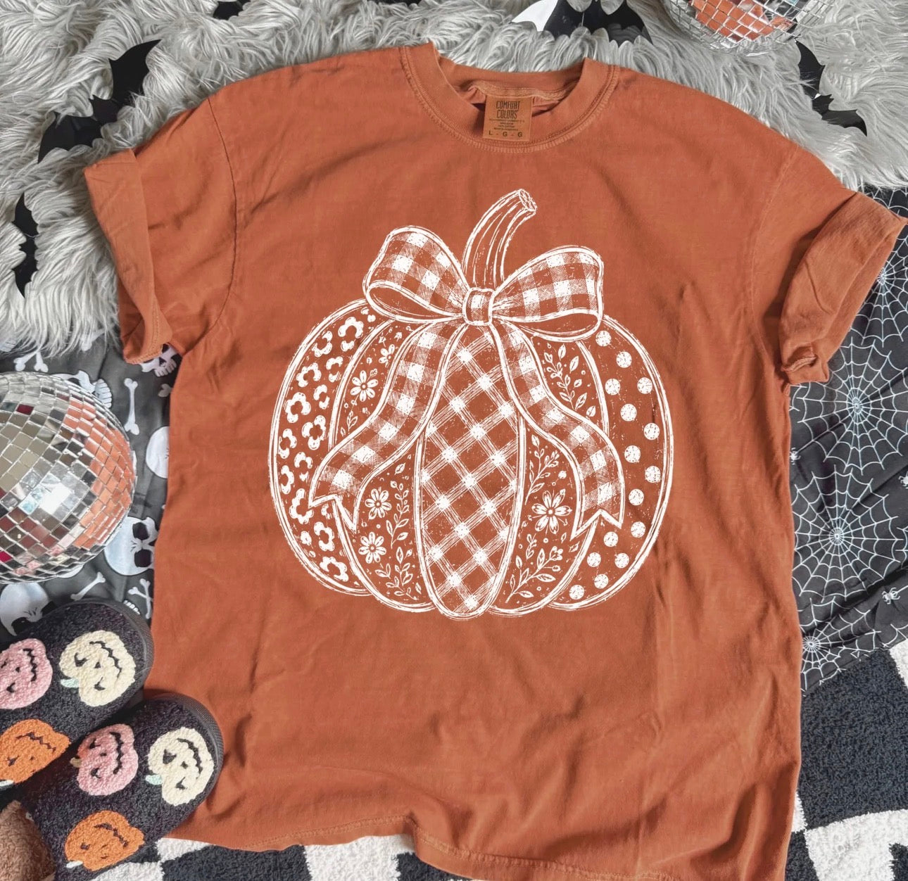 Patterned Bow Pumpkin