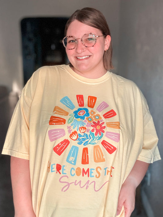 RTS Here Comes The Sun Graphic Tee