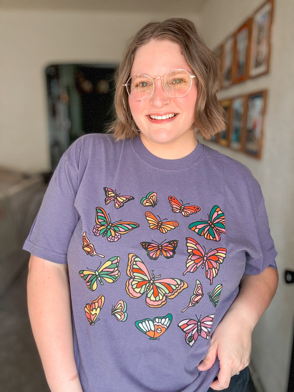 RTS GRAPE Colorful Butterflies T-Shirt