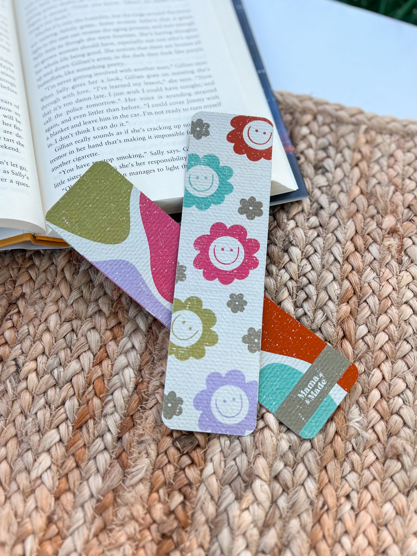 RTS Smiley Daisies Bookmark